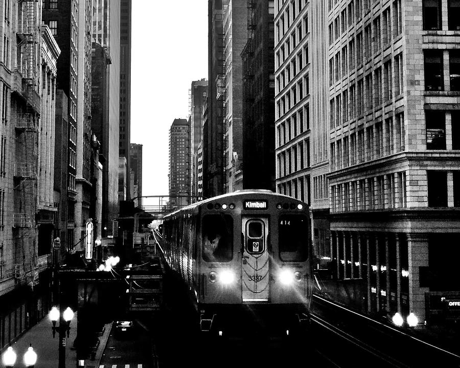 Chicago Photograph - Chicago L Black And White by Benjamin Yeager