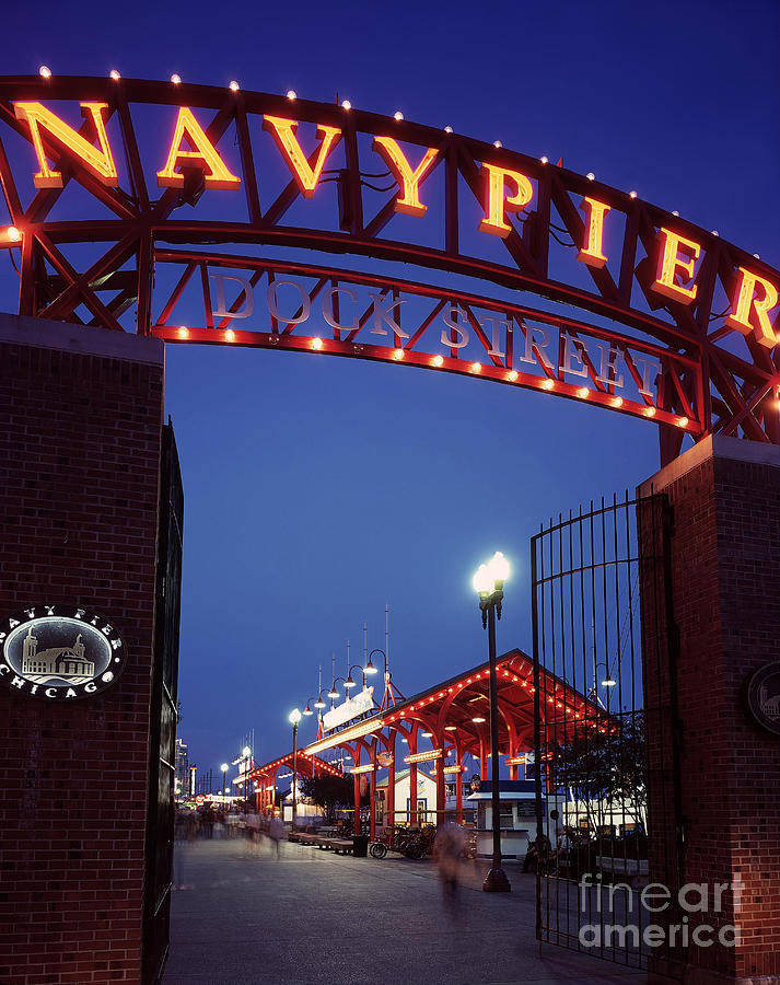 Chicago Navy Pier Photograph by Rafael Macia