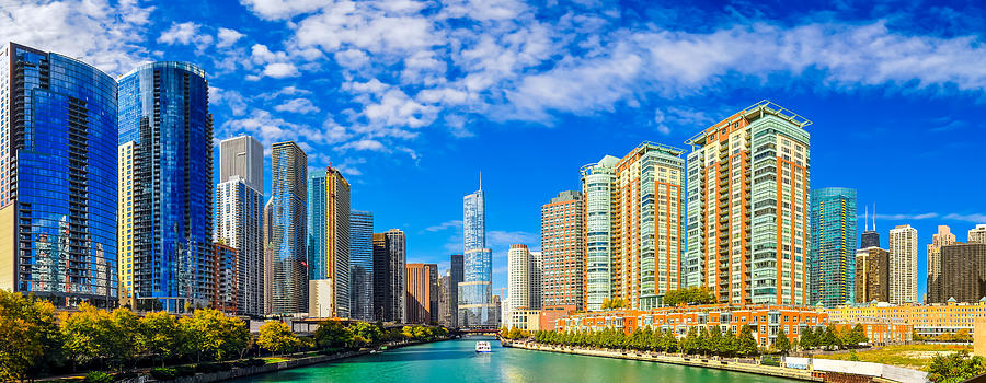Chicago River Photograph by Les Lovett