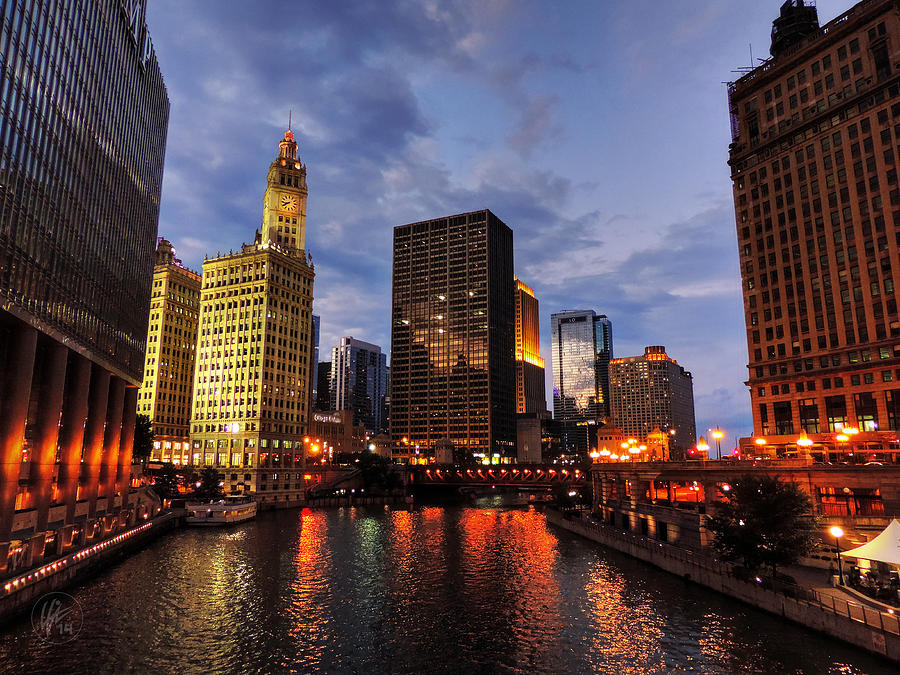 Chicago Photograph - Chicago River Twilight 001 by Lance Vaughn