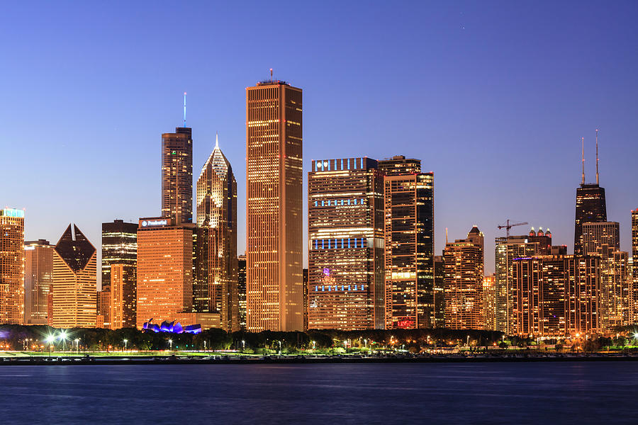 Chicago Skyline At Dusk Photograph By Fraser Hall - Fine Art America