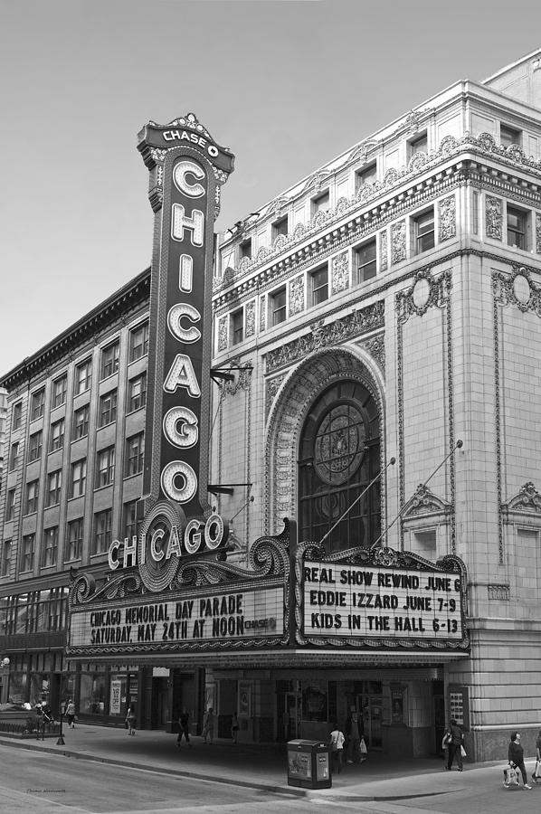 Chicago Theater Black And White Photograph by Thomas Woolworth