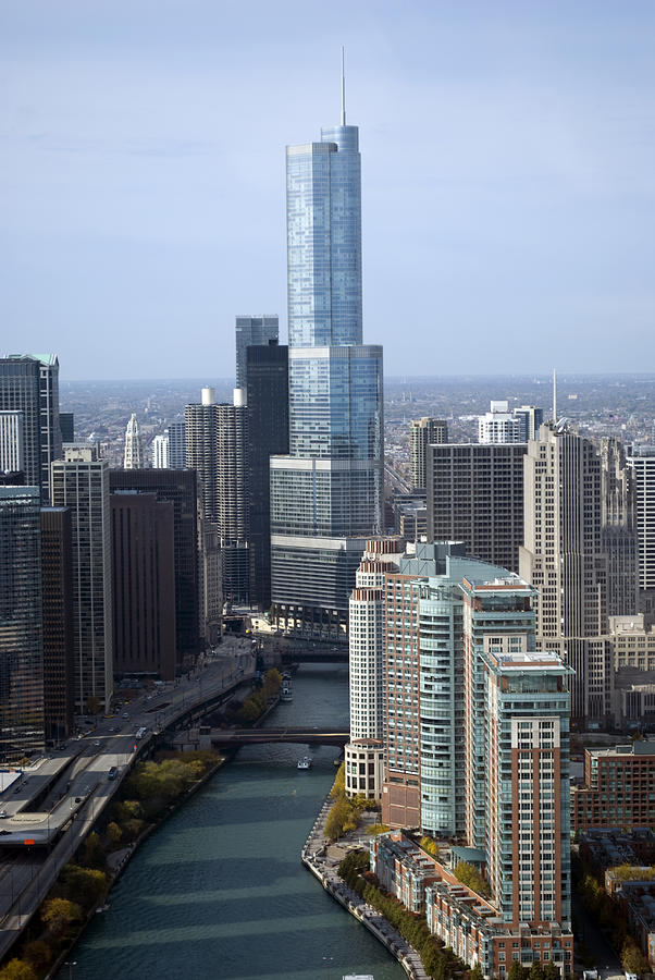 Chicago Photograph - Chicago Trump Tower by Thomas Woolworth