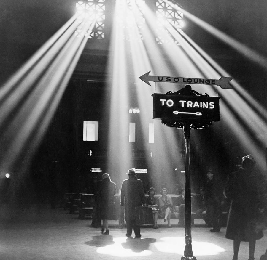 Chicago Union Station, 1943 Photograph by Granger
