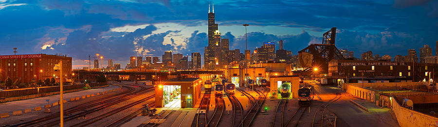Chicagos Broad Shoulders Photograph by Kevin Eatinger
