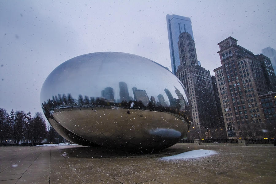 Chicagos Cloudgate while its snowing Photograph by Sven Brogren