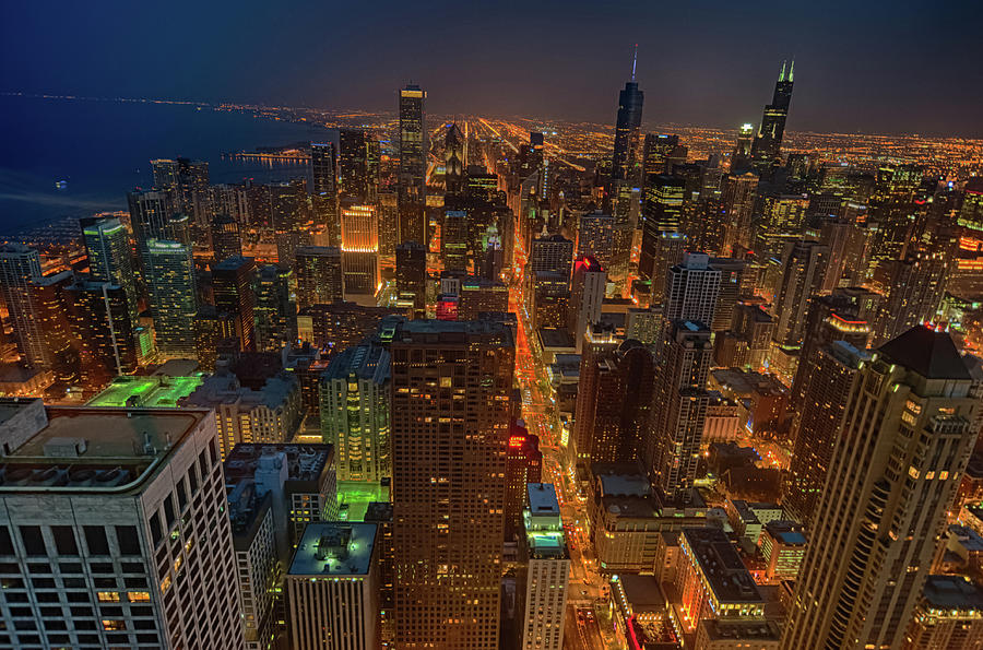 Chicagos Magnificent Mile by By Ken Ilio