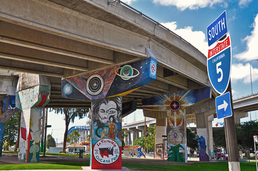 Color Photograph - Chicano Park by Todd Hartzo Color Photograph - Chicano Park by Todd Hartzo