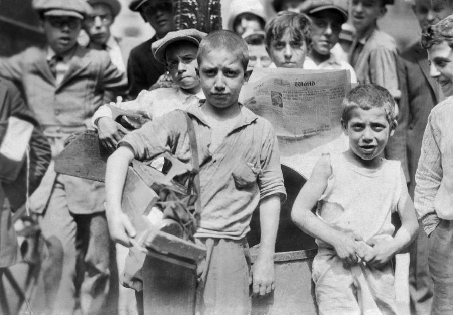 Child Labor Bootblacks Photograph By Granger - Fine Art America