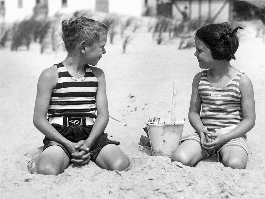 Beach Photograph - Children At The Beach by Underwood Archives