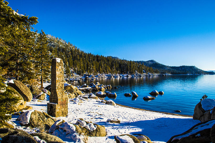 Chimney beach, Lake Tahoe | Smithsonian Photo Contest 