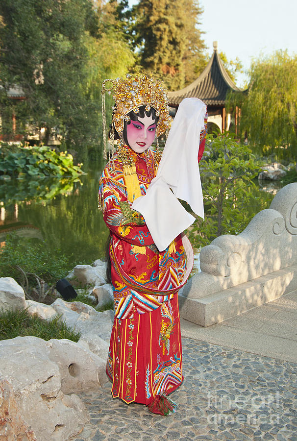 chinese opera costume