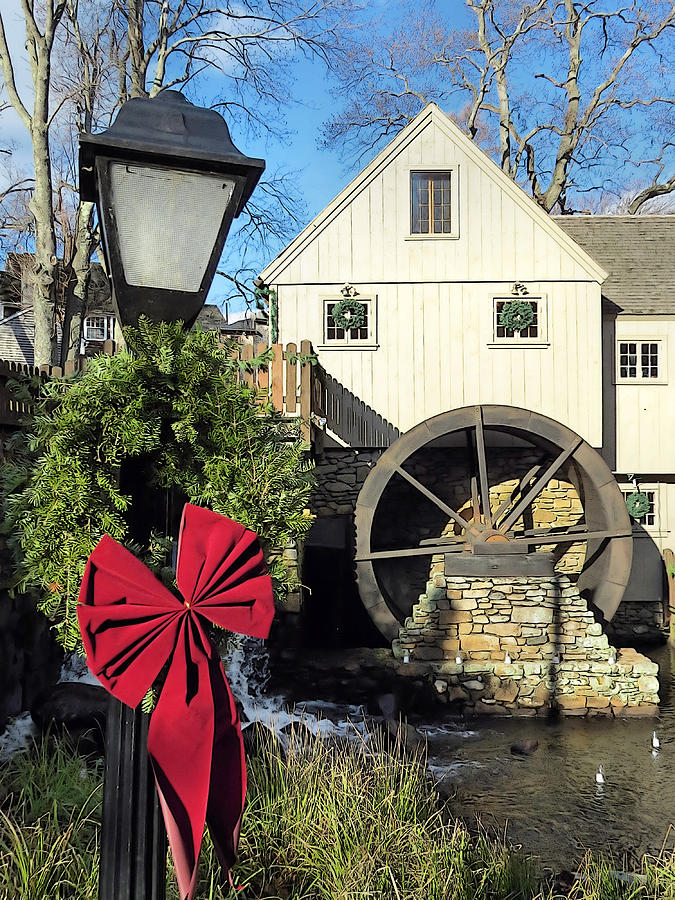 Christmas Photograph - Christmas at the Plimoth Grist Mill by Janice Drew