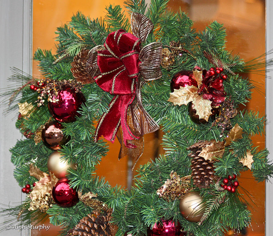 Christmas Door Wreath Photograph by Ann Murphy