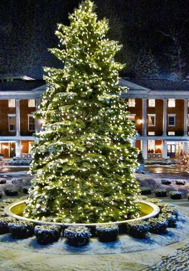 Christmas Eve Bedford Springs Photograph by William Rockwell