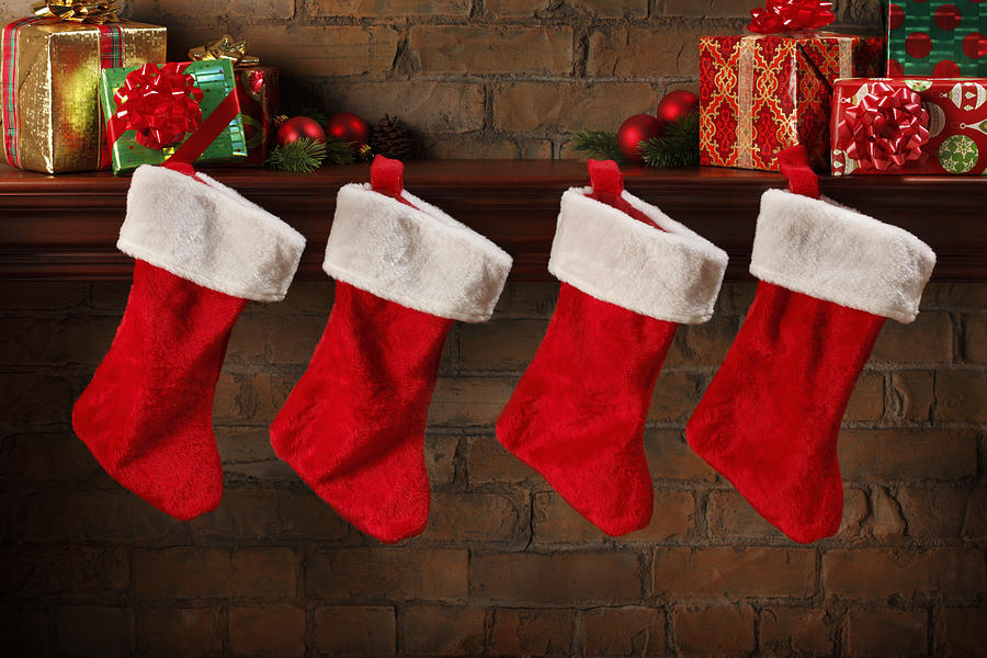Christmas Mantel Photograph by Dny59 Christmas Mantel Photograph by Dny59