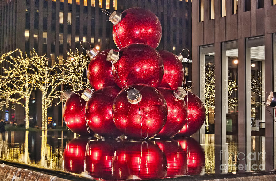 Christmas On 5th Avenue Manhattan 3 Photograph by Steve Purnell - Fine Art  America