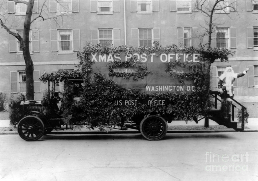 Christmas Post Office Truck 1922 Photograph by LOC Science Source