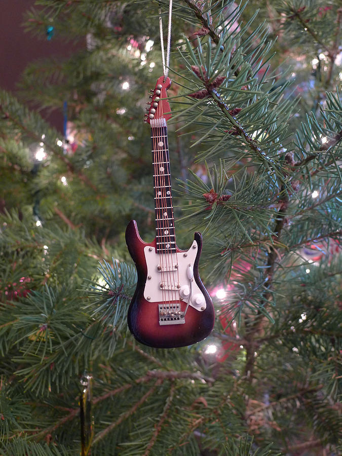 Christmas Stratocaster Photograph by Richard Reeve