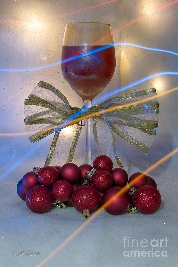 Christmas Wine Photograph by Sue Karski