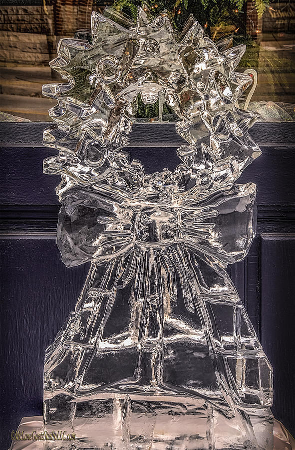 Christmas Wreath Ice Sculpture Photograph by LeeAnn McLaneGoetz McLaneGoetzStudioLLCcom