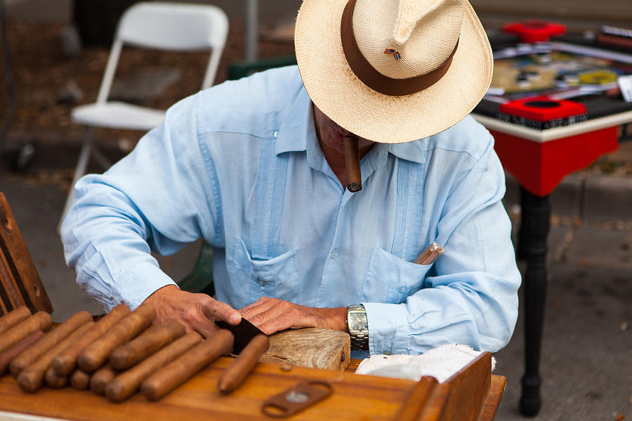 Cigar Maker Photograph by Raul Rodriguez