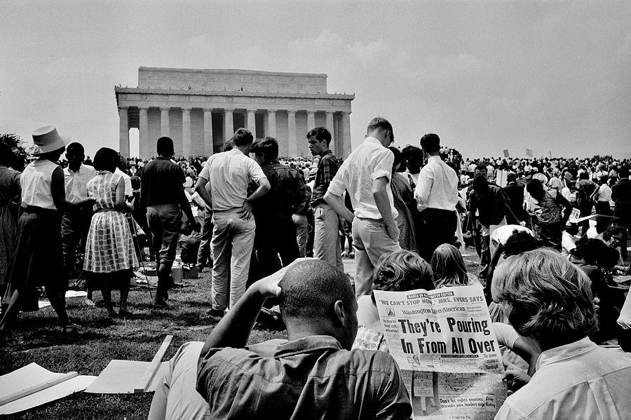 Lincoln Memorial Photograph - Civil Rights Occupiers by Benjamin Yeager