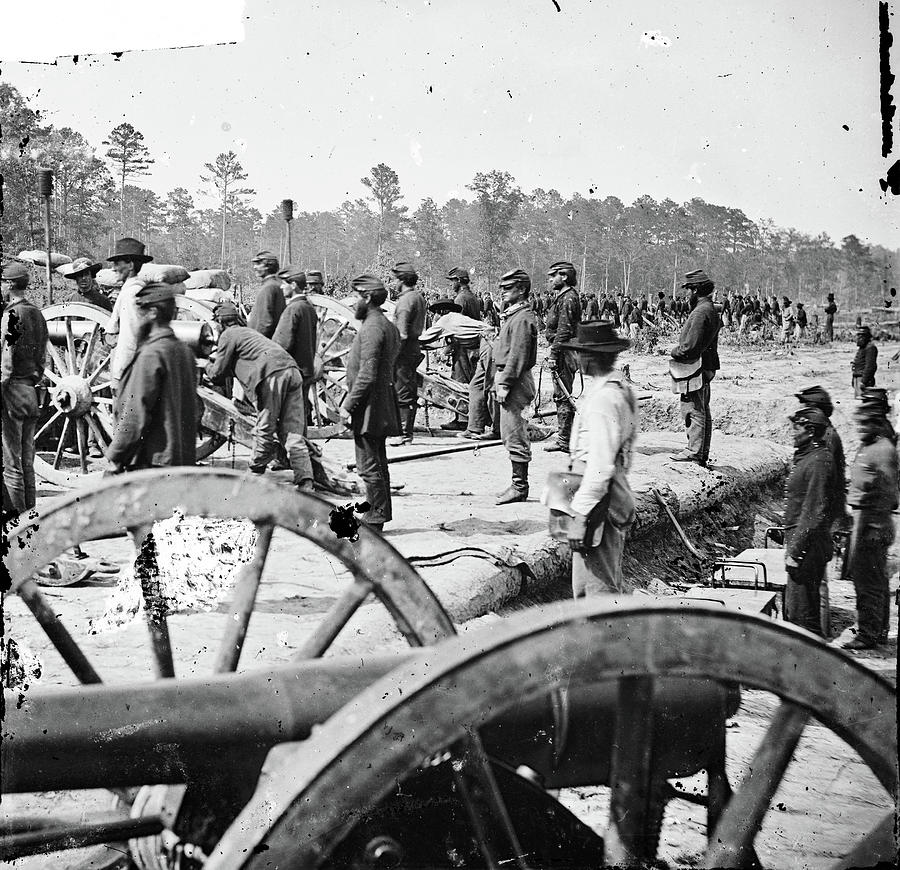 Civil War Battery, 1862 Photograph by Granger