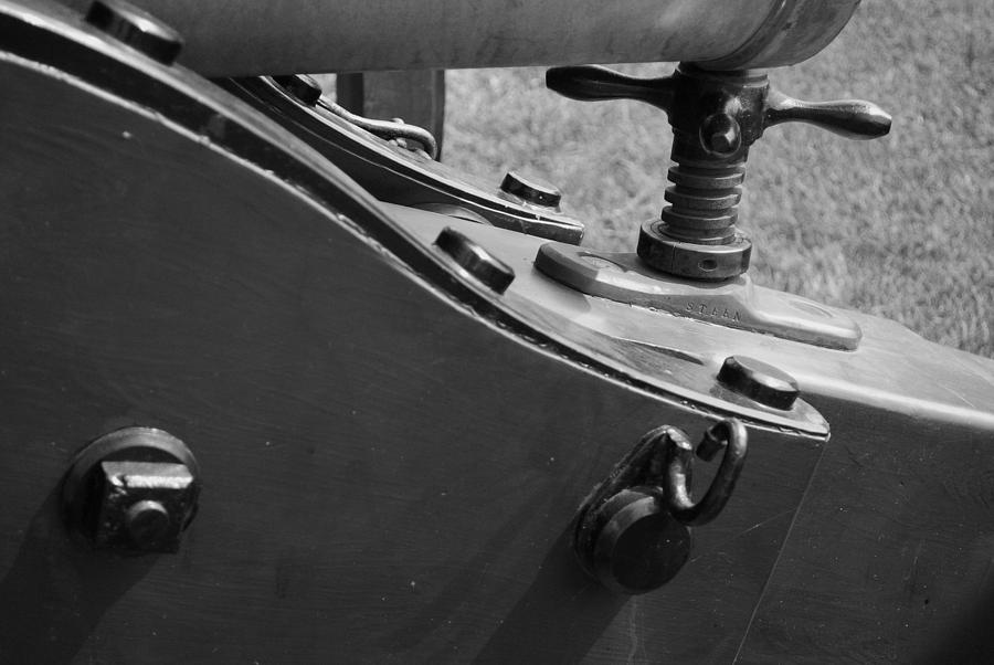 Civil War Cannon Detail b/w Photograph by Glory Ann Penington