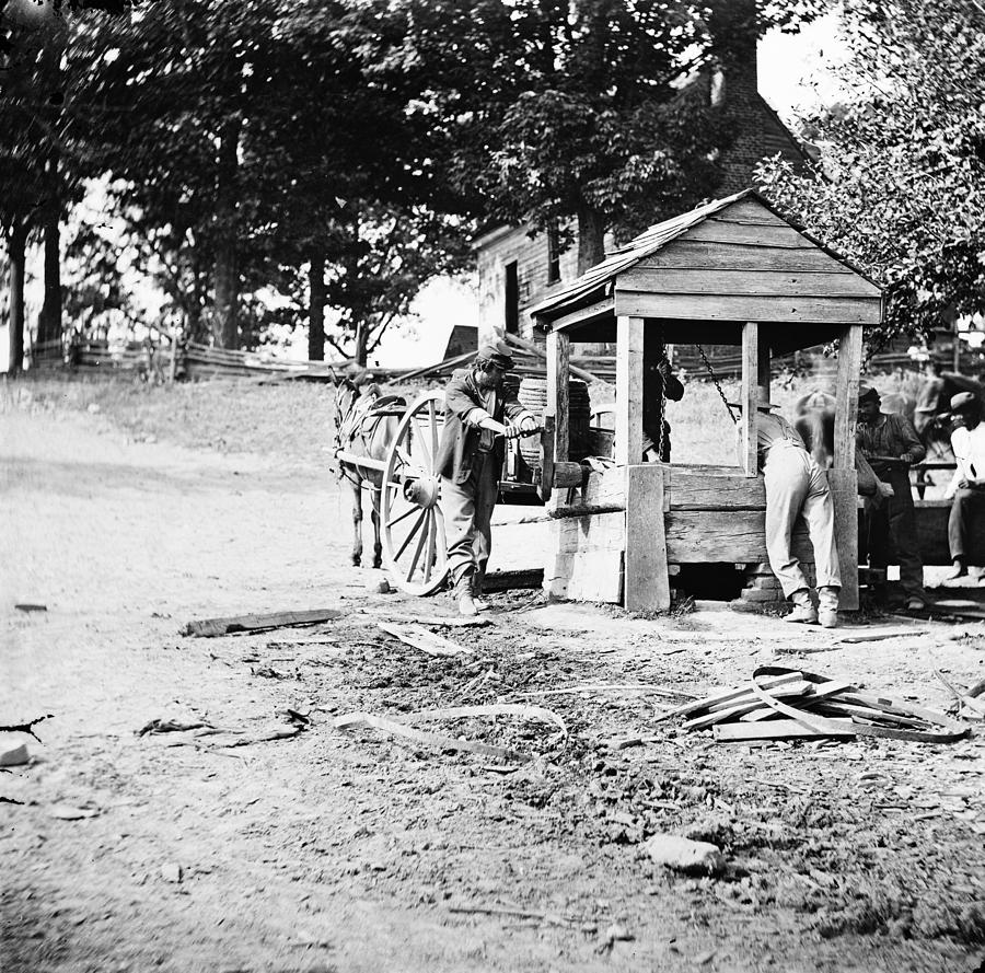 Civil War Water Cart, 1864 Photograph by Granger - Fine Art America