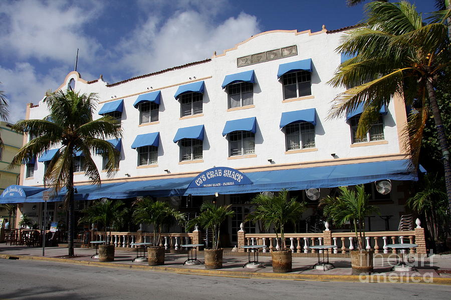 CJ's Crab Shack Miami Beach Photograph by Christiane Schulze Art And