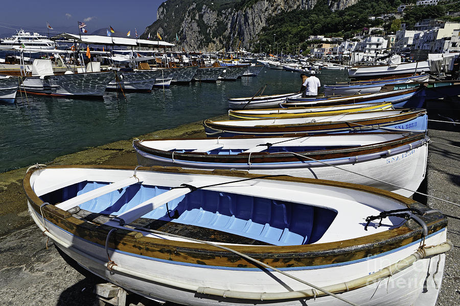 What Are The Little Boats In Italy Called.html