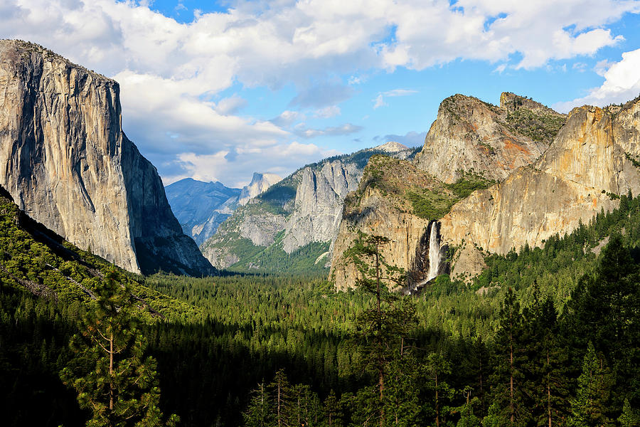 Yosemite National Park Photograph - Classic Tunnel-view, Bridalveil Falls by Tom Norring