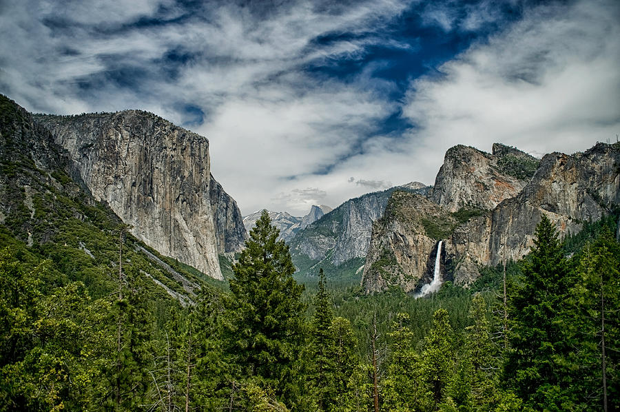 Yosemite National Park Photograph - Classic Tunnel View by Cat Connor