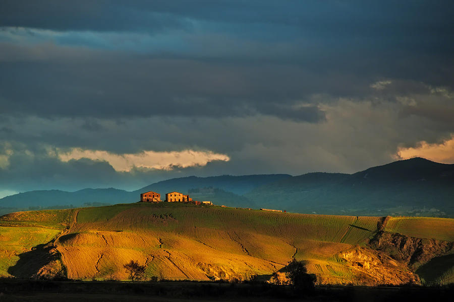 Landscape Photograph - Classic Tuscan Hilltop Houses by Alvin Kroon