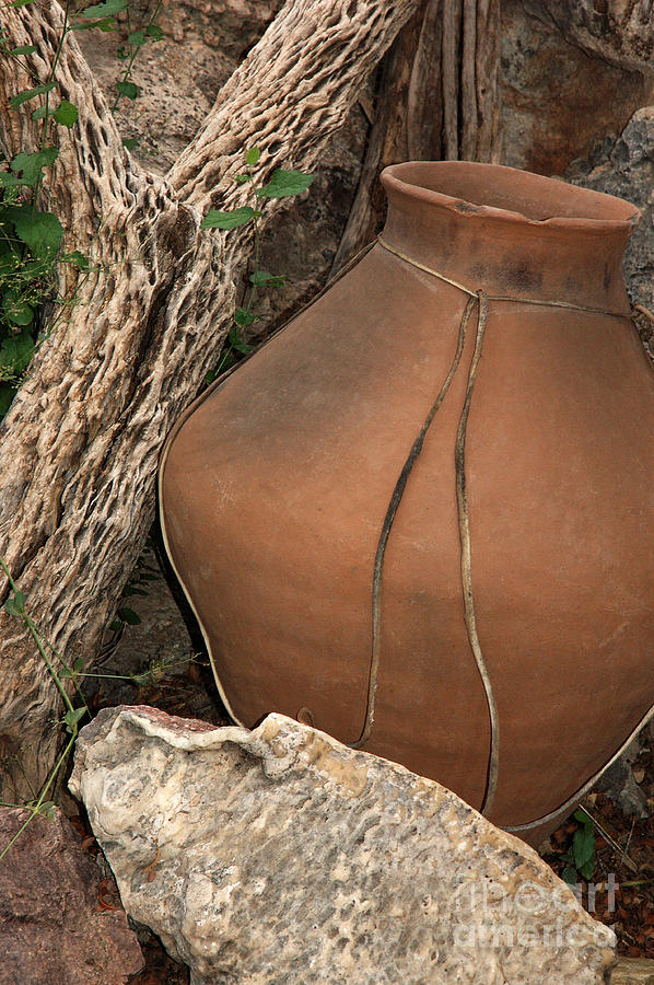 Clay Pot Photograph by Richard and Ellen Thane