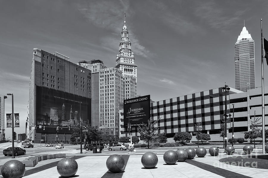 Cleveland Downtown II Photograph by Clarence Holmes