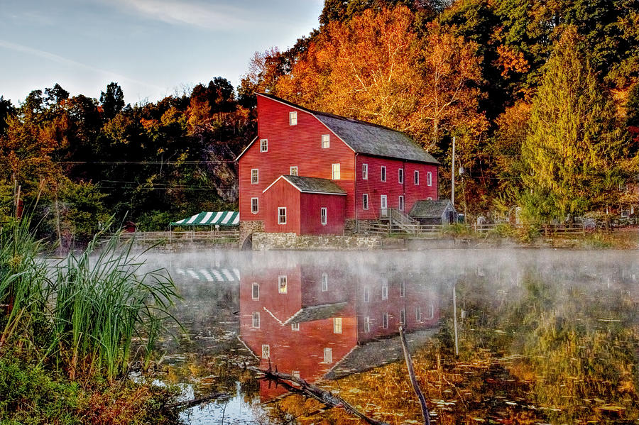 Clintons Historic Red Mill Photograph by Geraldine Scull