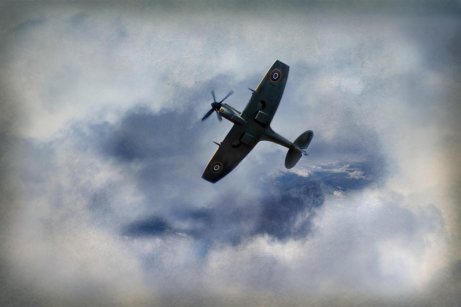 Clipped Wing Spitfire Photograph by Jason Green