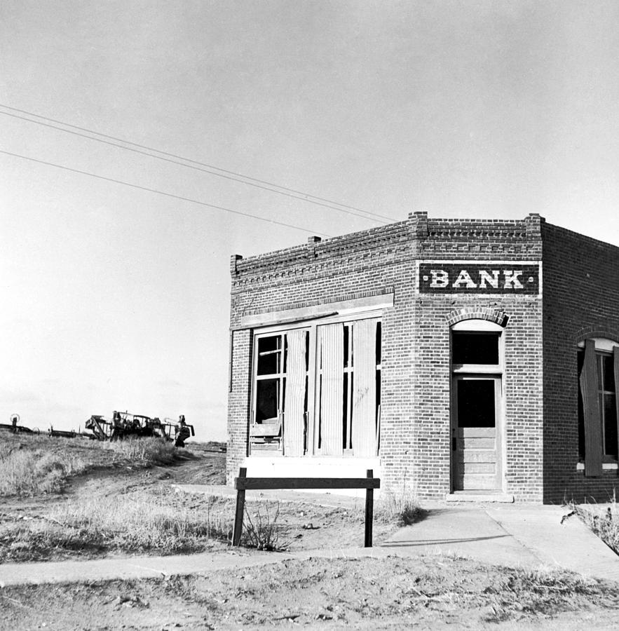 Closed Bank, 1936 Photograph by Granger
