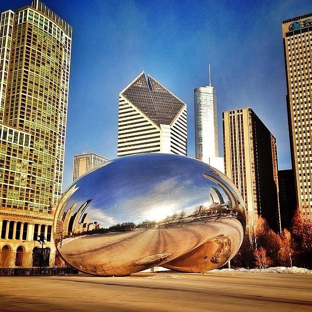 Cloudgate Photograph - Cloud Gate chicago Bean Sculpture by Paul Velgos Cloudgate Photograph - Cloud Gate chicago Bean Sculpture by Paul Velgos