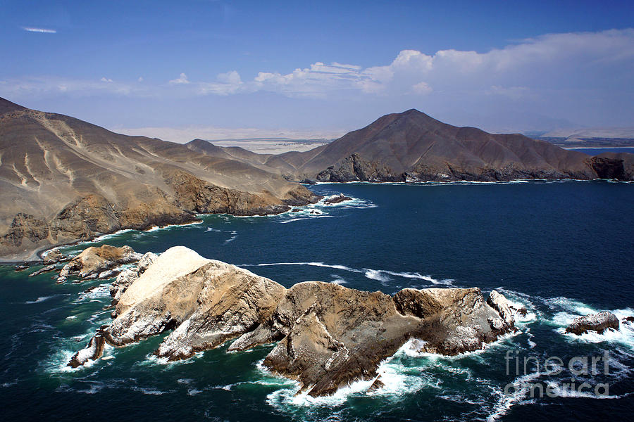 Coast Of Peru Photograph By Rick Mann