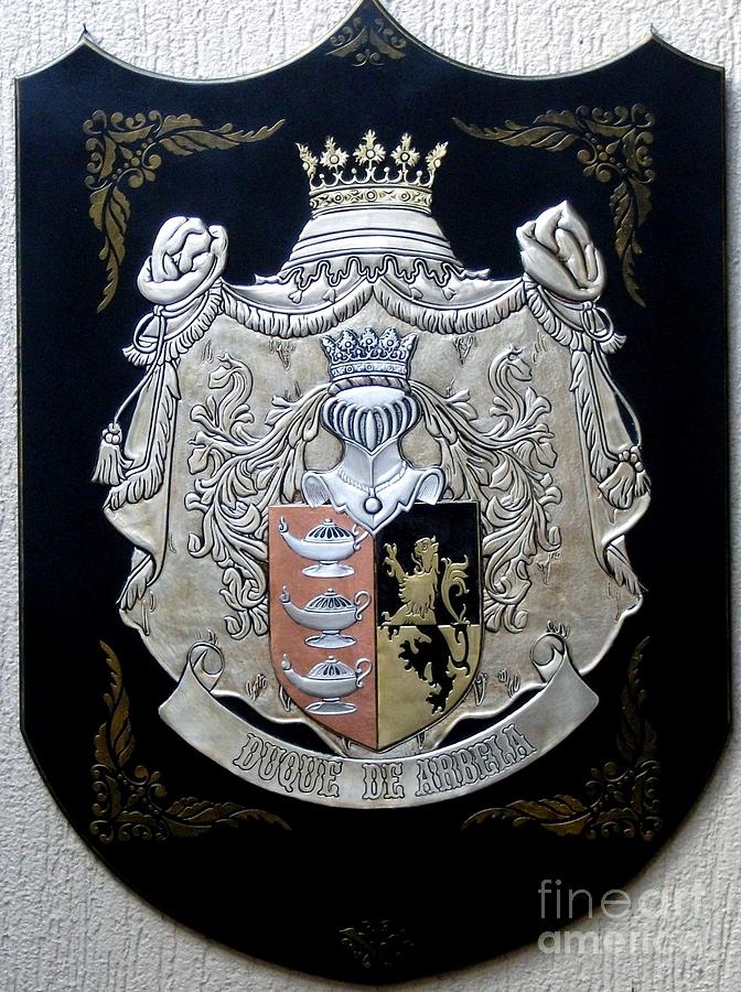 Relief Relief - Coat Duke of Arbela by Cacaio Tavares