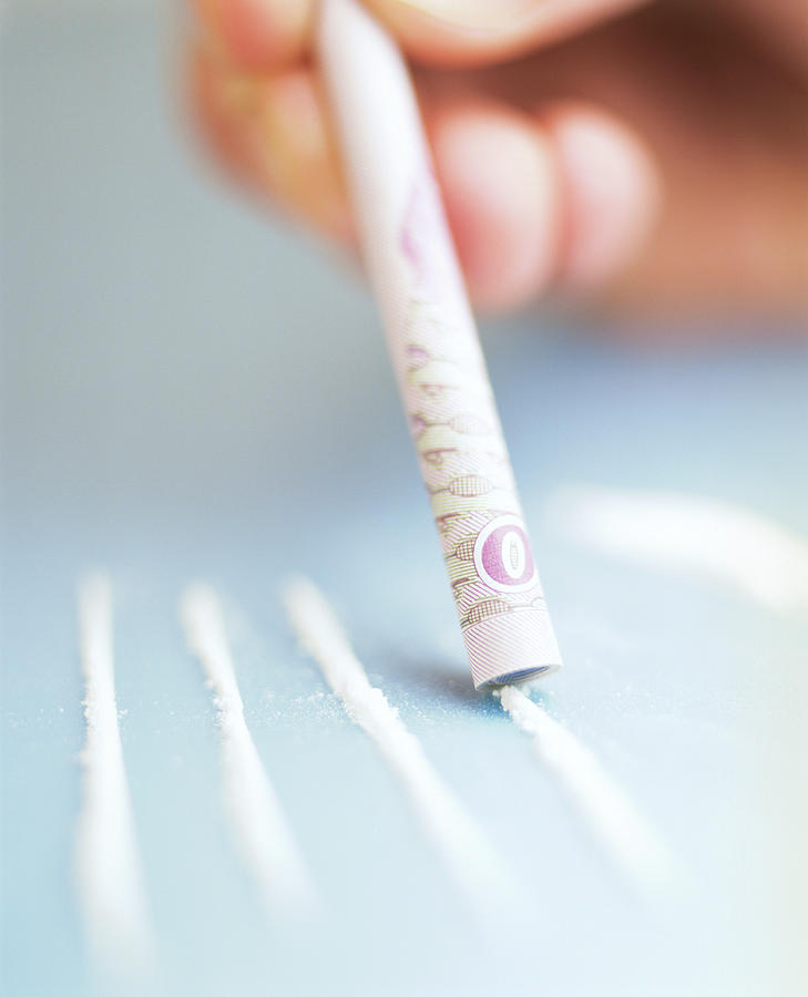 Cocaine Photograph - Cocaine Taking by Lawrence Lawry/science Photo Library
