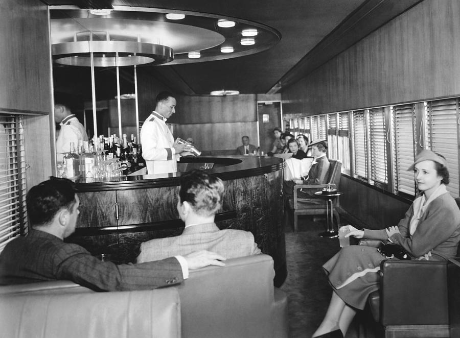 Cocktails On The Mercury Train Photograph by Underwood Archives