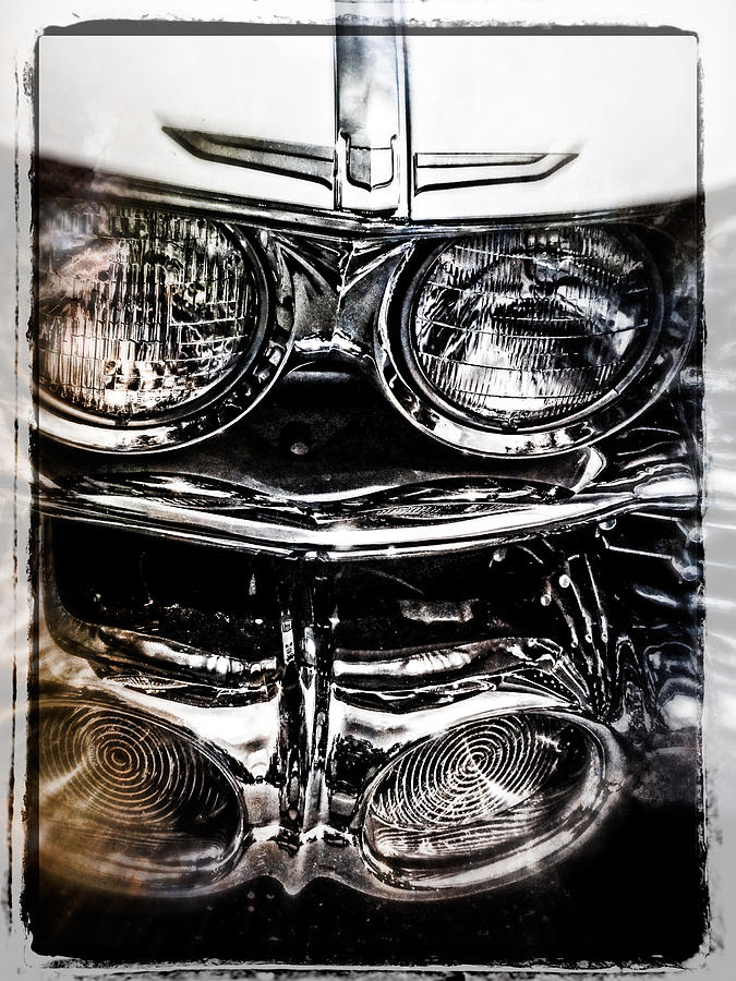 Collector Car Front End Headlights Photograph by Roxy Hurtubise