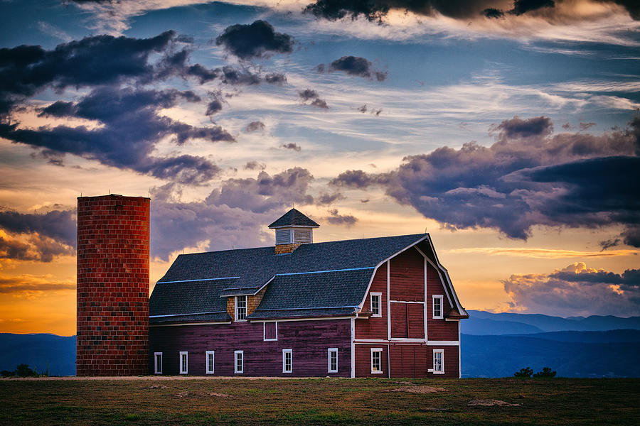 Colorado Barn Photograph by Darren White