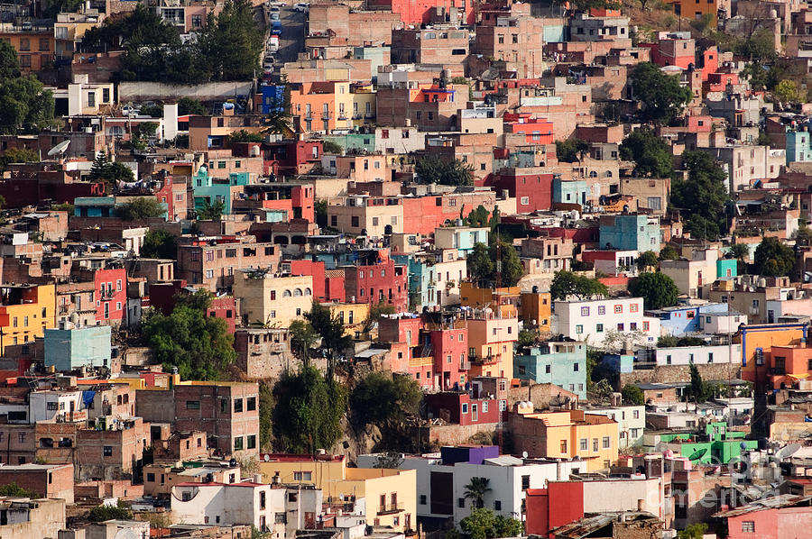 Architecture Photograph - Colorful town of Guanajuato Mexico by Oscar Gutierrez