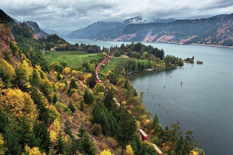 Columbia River Gorge Photograph by Tom Grubbe