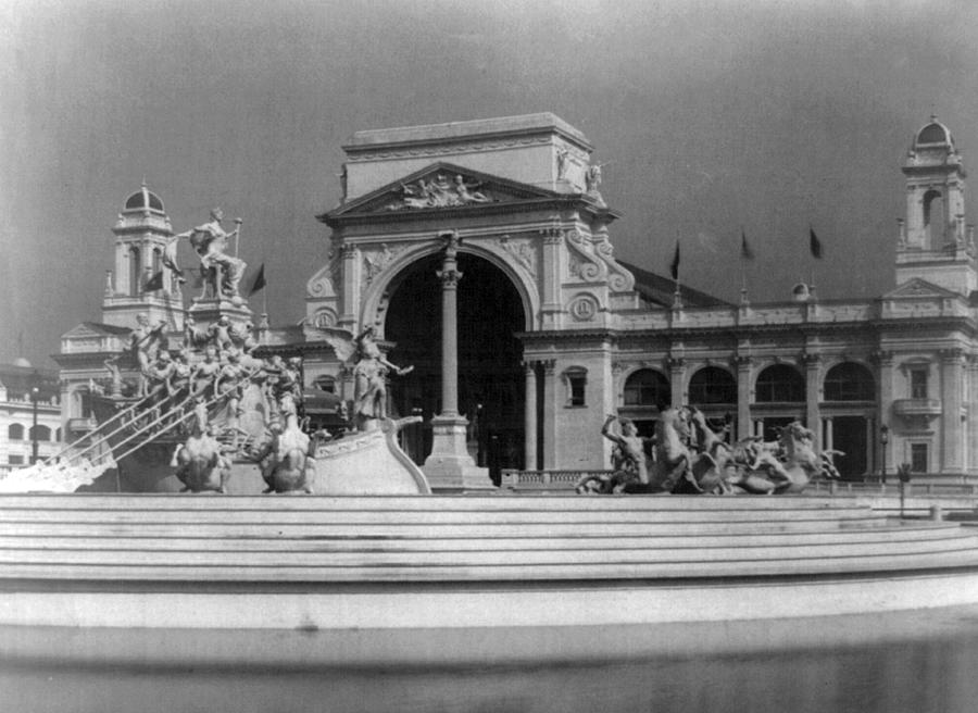 Columbian Expo, Macmonnies Fountain Photograph by Science Source